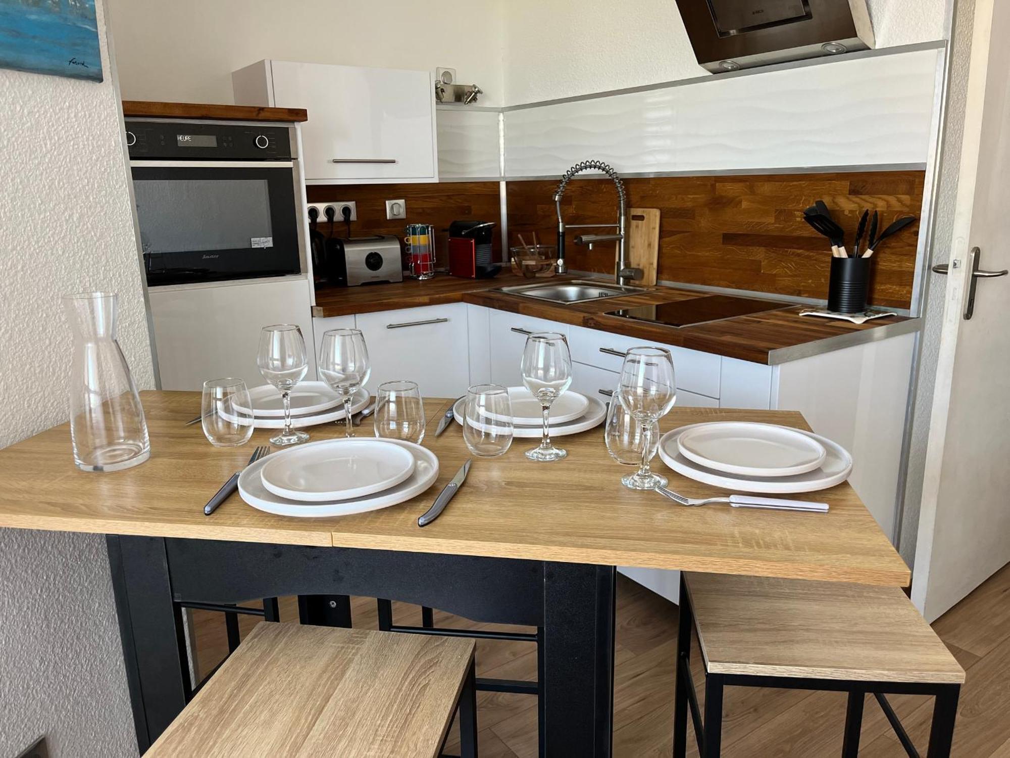 Studio Cabine Cosy Avec Parking A Gruissan, 4 Pers., Proche Port Et Commerces - Fr-1-796-80 Apartment *